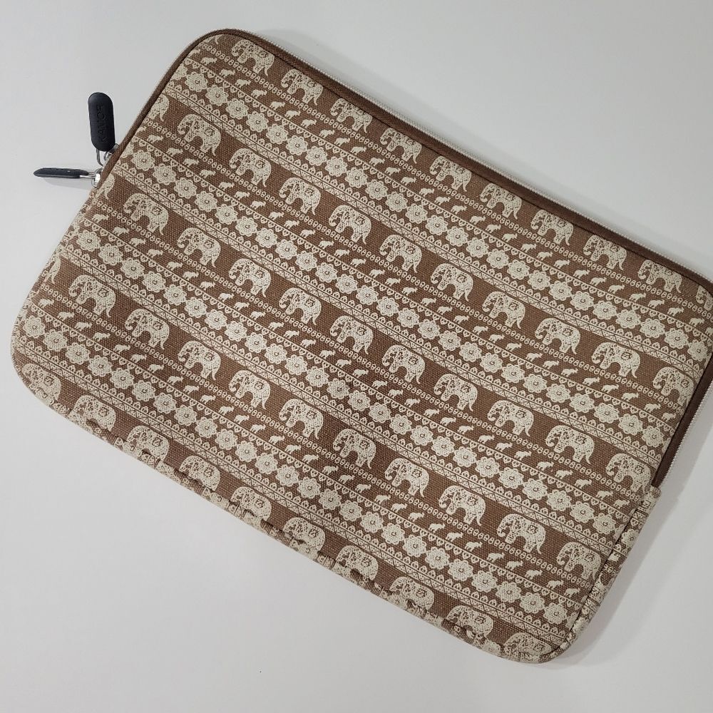 Kamor elephant laptop sleeve